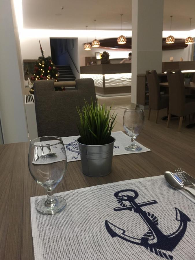 Nautilus Etterem Es Panzio Hotel Dabas ภายนอก รูปภาพ