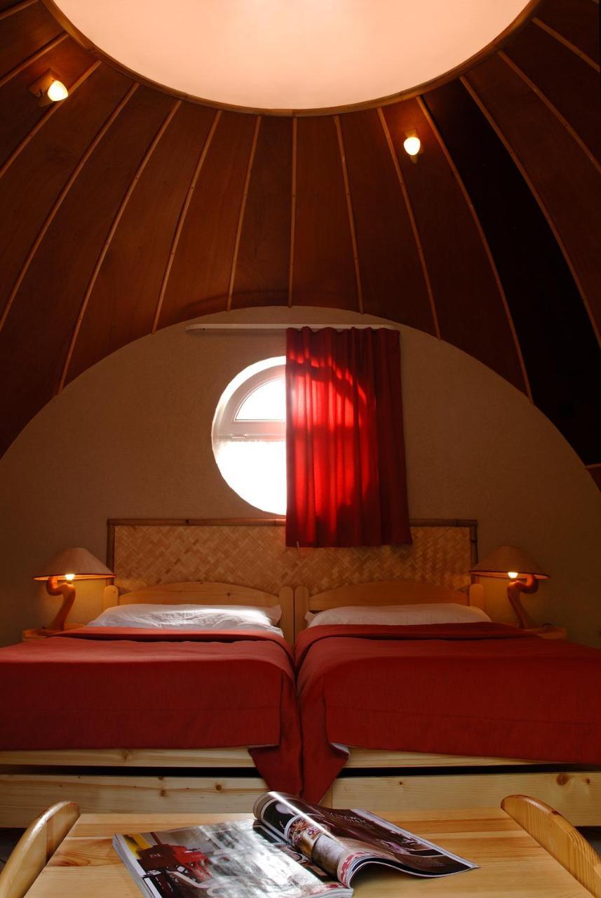 Nautilus Etterem Es Panzio Hotel Dabas ภายนอก รูปภาพ